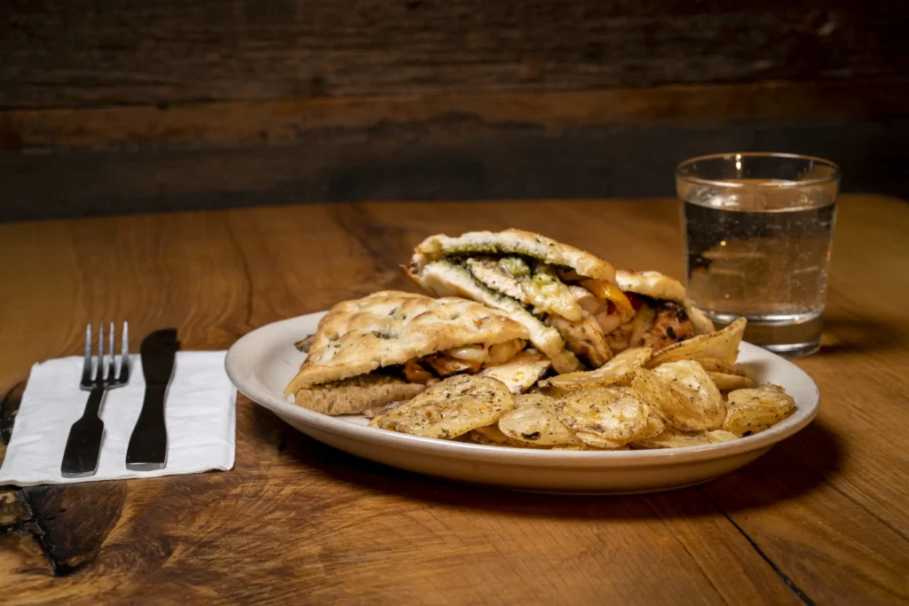 chicken and pesto sandwich
