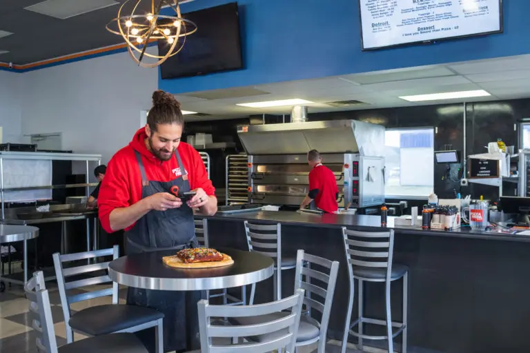 operator, pizza paya