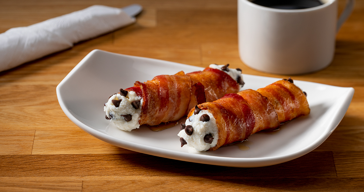 bacon cannoli