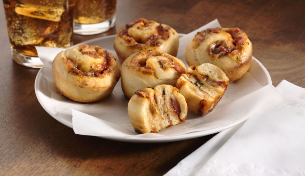 cheesy pepperoni pinwheels