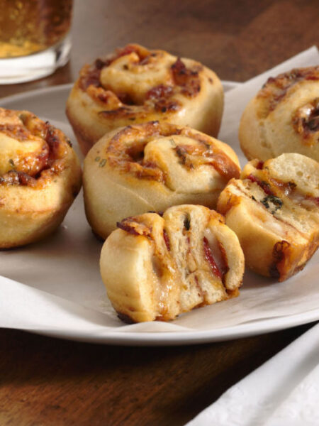 cheesy pepperoni pinwheels