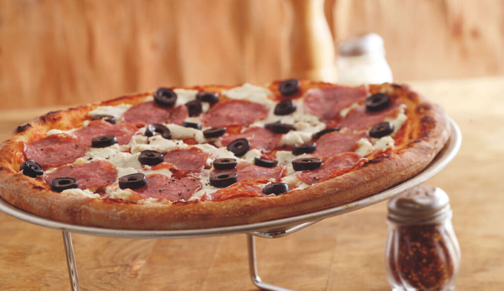 salami pizza